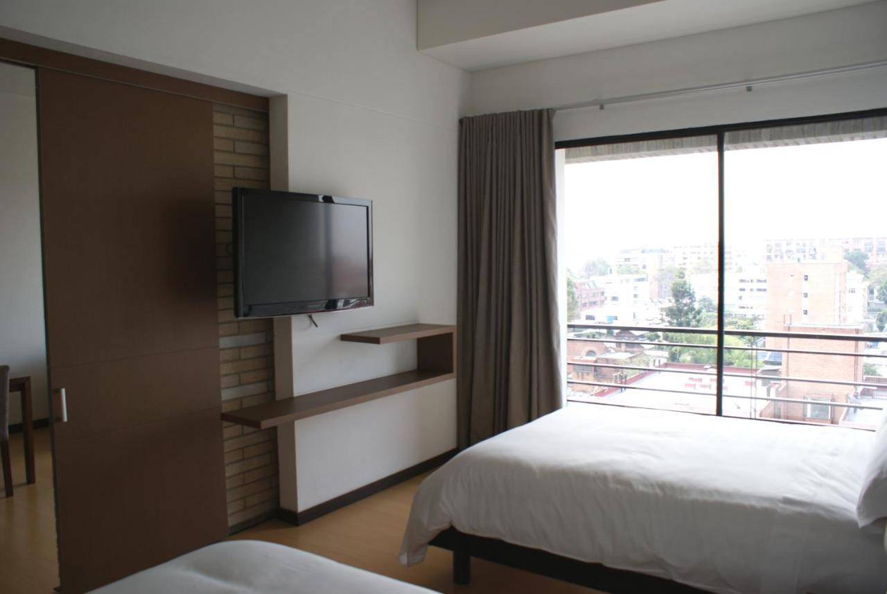 Hotel Viaggio Nueve Trez Bogotá Esterno foto