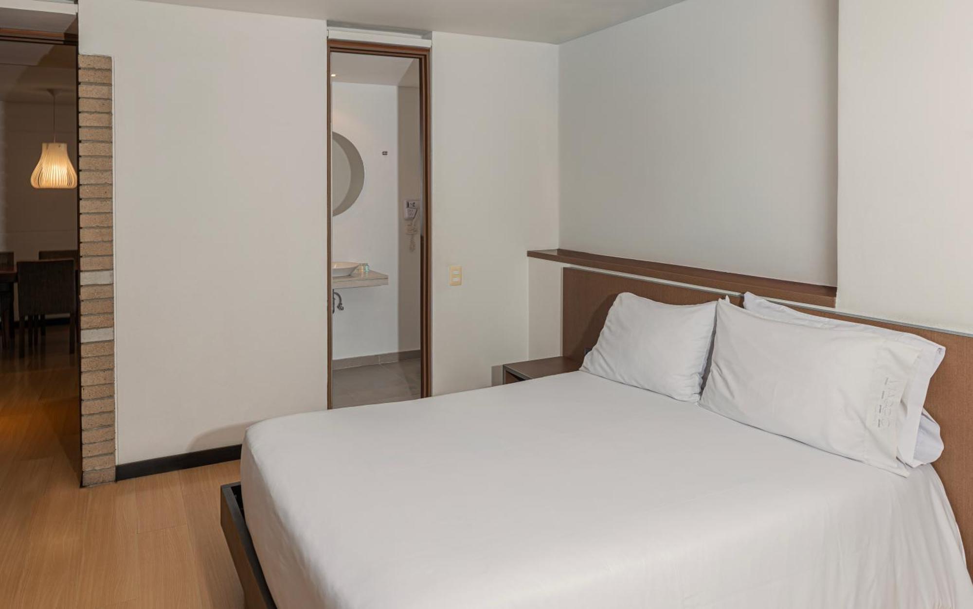 Hotel Viaggio Nueve Trez Bogotá Esterno foto